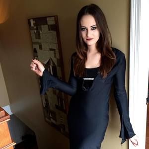 Meet your Posher, Olivia